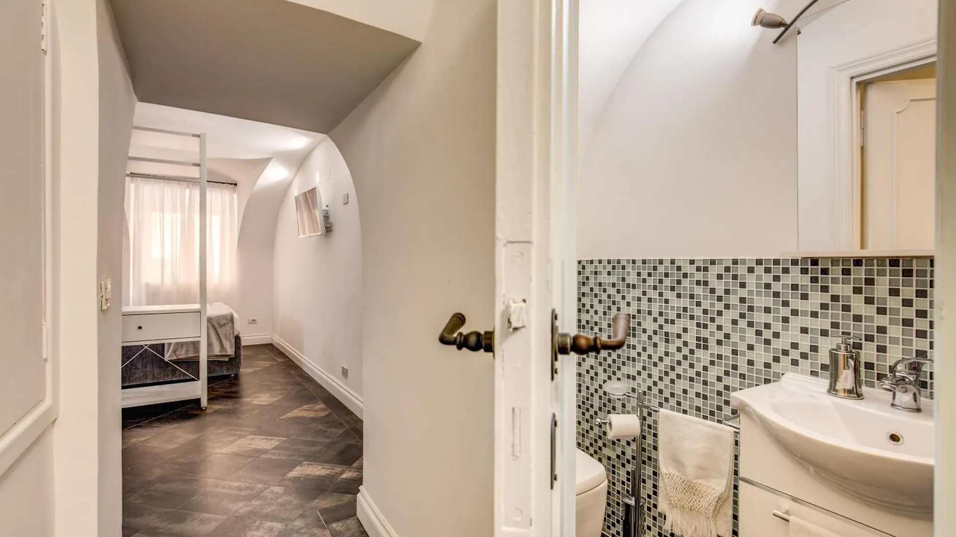 Cozy Flat In Front Of Fori Imperiali Apartment Rome 0*,