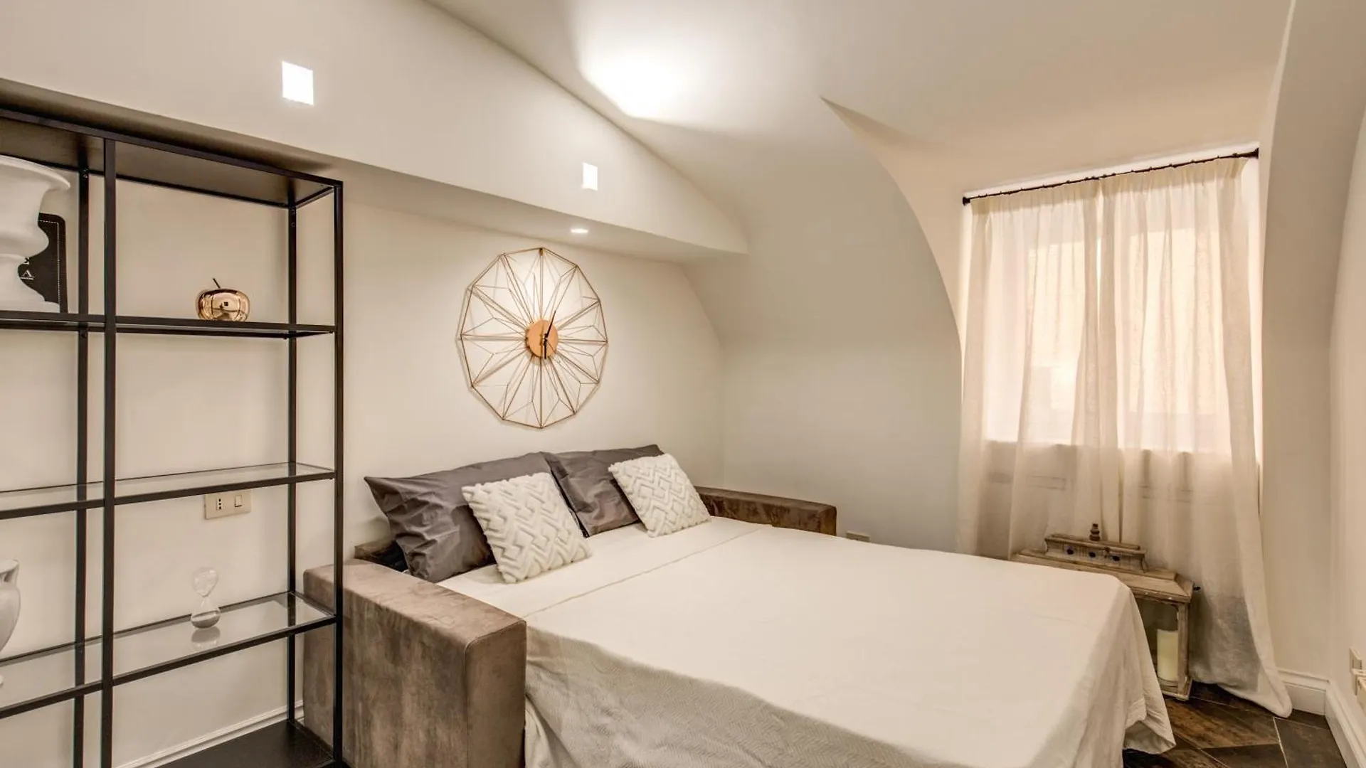 Cozy Flat In Front Of Fori Imperiali Apartment Rome Italy