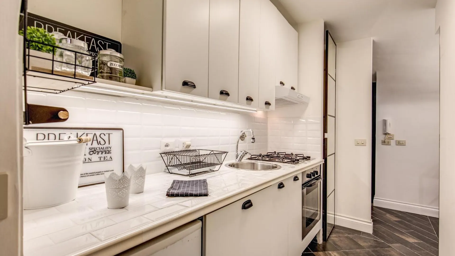 Cozy Flat In Front Of Fori Imperiali Apartment Rome Italy