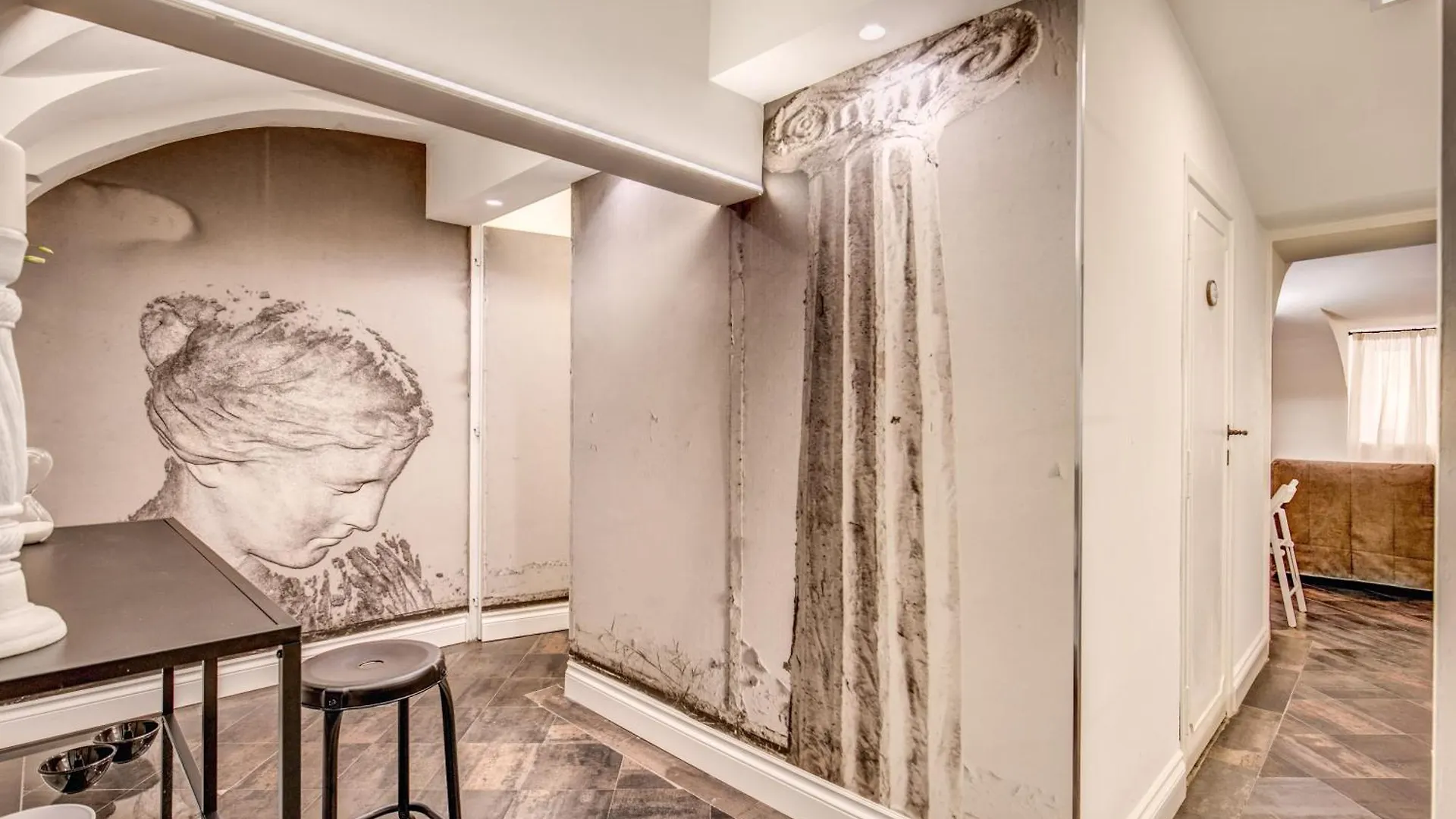 Cozy Flat In Front Of Fori Imperiali Apartment Rome