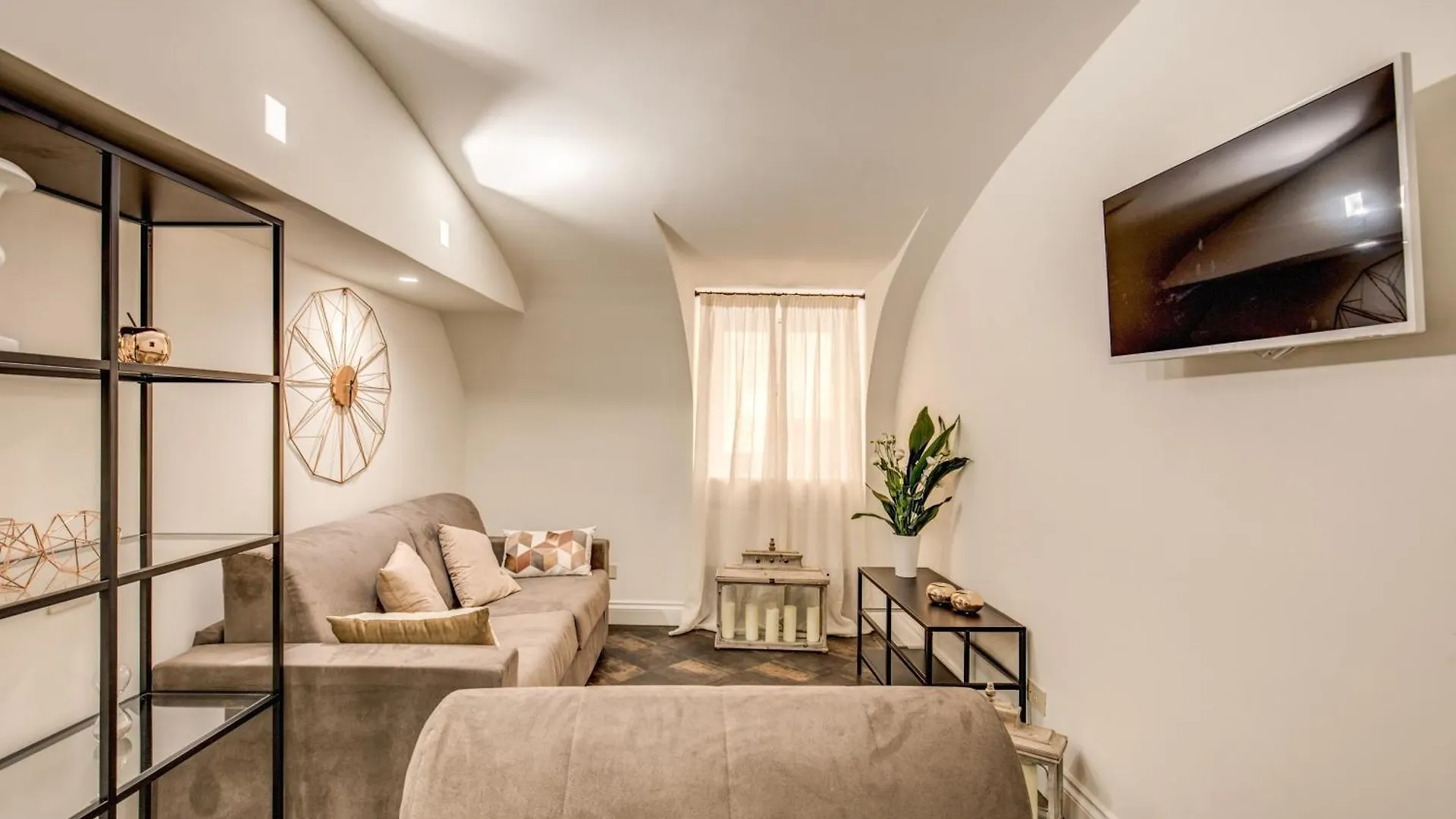 Cozy Flat In Front Of Fori Imperiali Apartment Rome