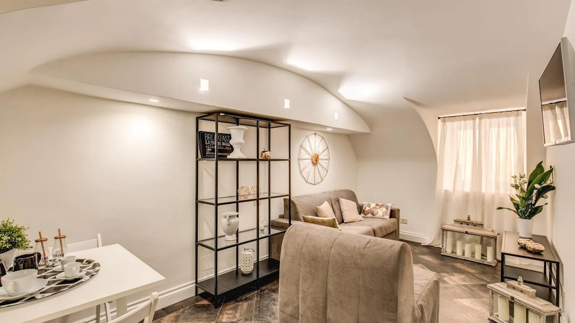 Cozy Flat In Front Of Fori Imperiali Apartment Rome Italy