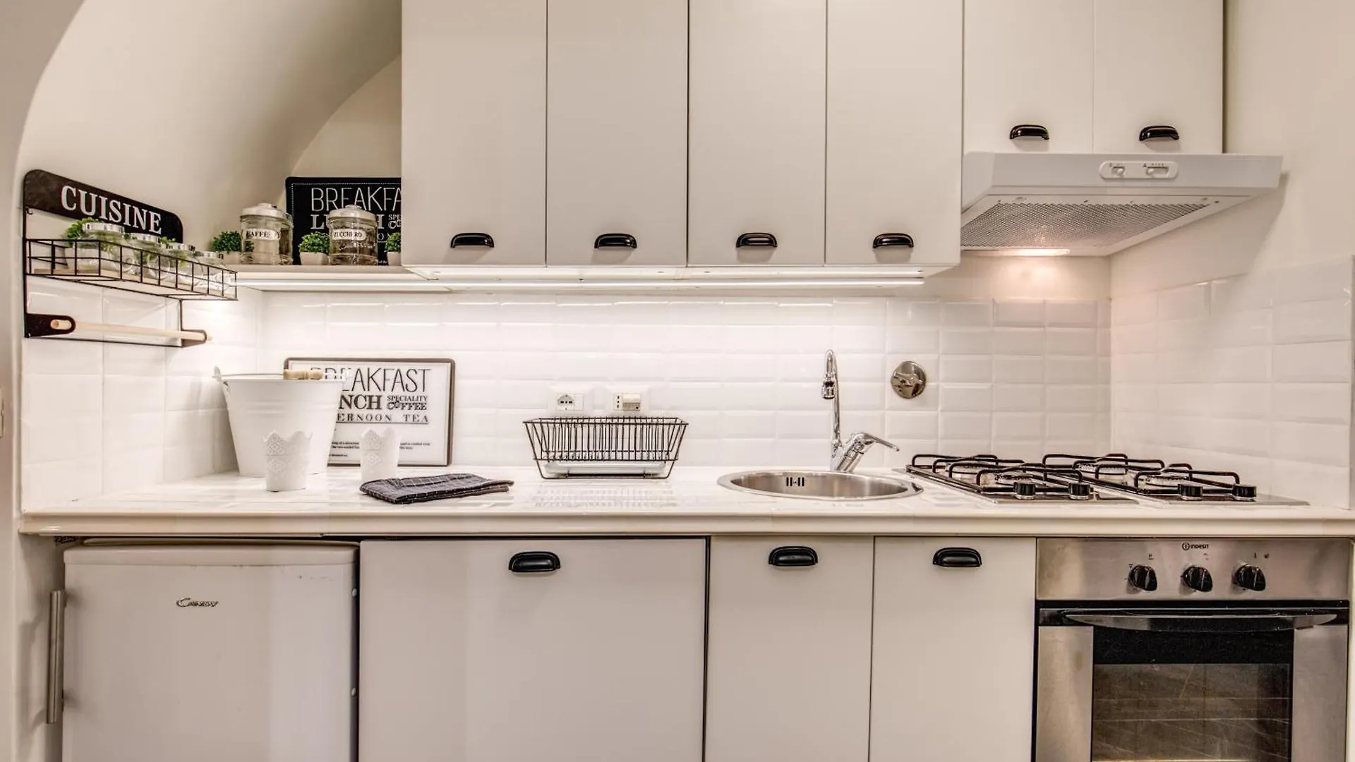 Cozy Flat In Front Of Fori Imperiali Apartment Rome