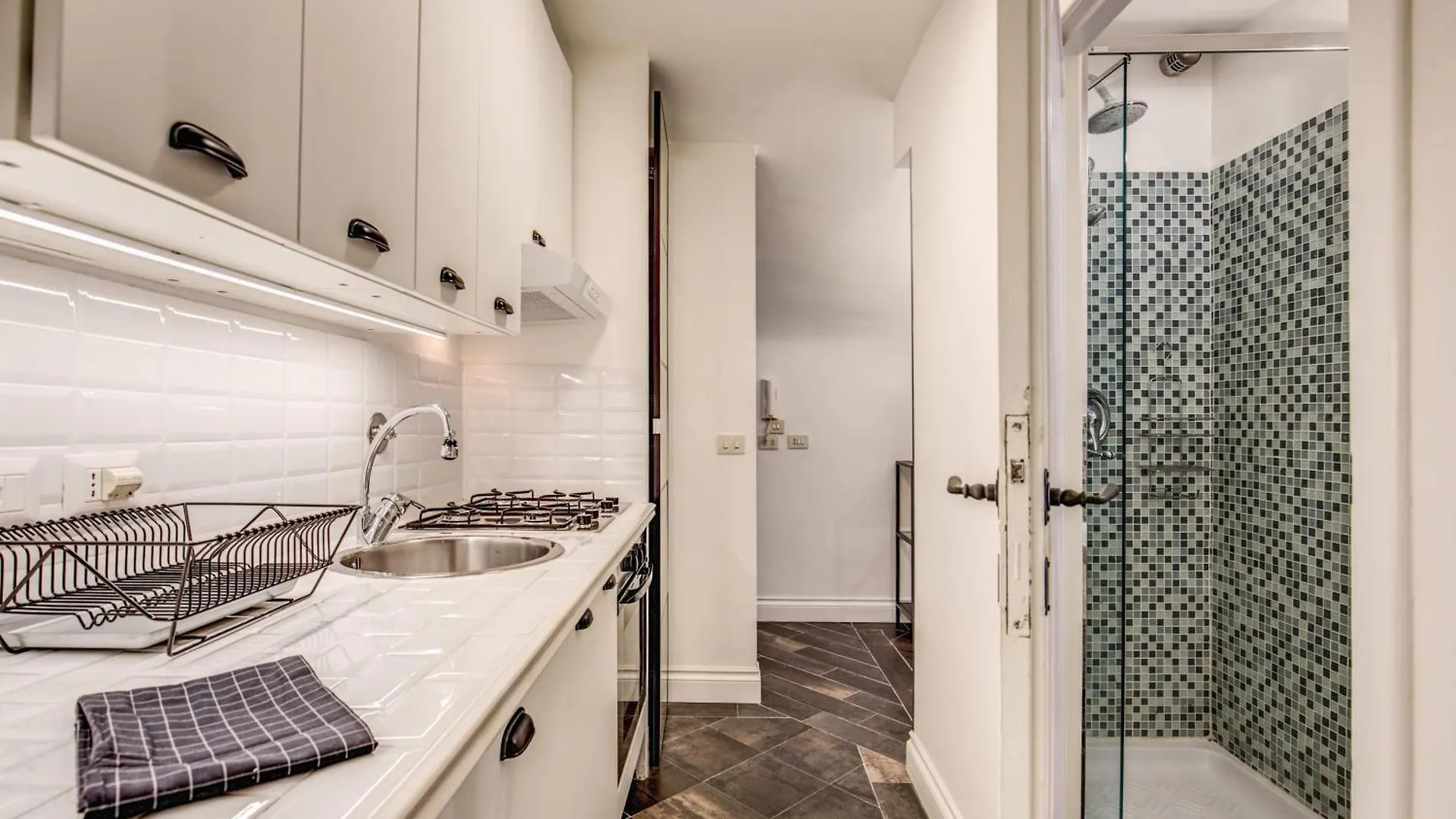 Cozy Flat In Front Of Fori Imperiali Apartment Rome Italy
